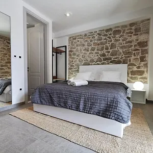 Fjaka Boutique Apartment